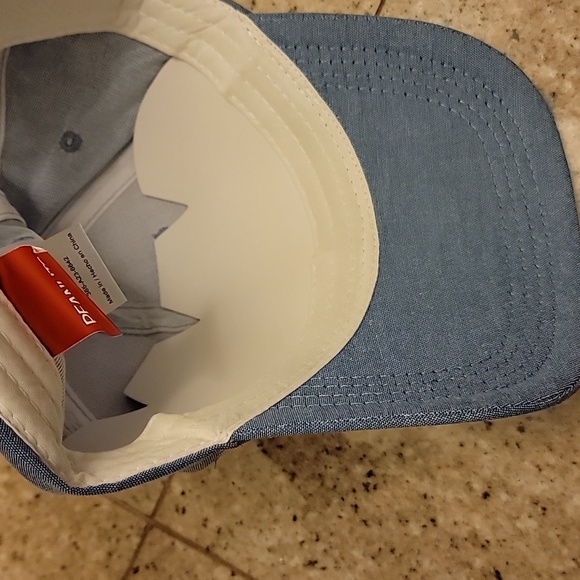 NWT PEANUTS Patriotic Snoopy House Baseball Hat Cap Adjustable Strap One Size - Picture 3 of 3